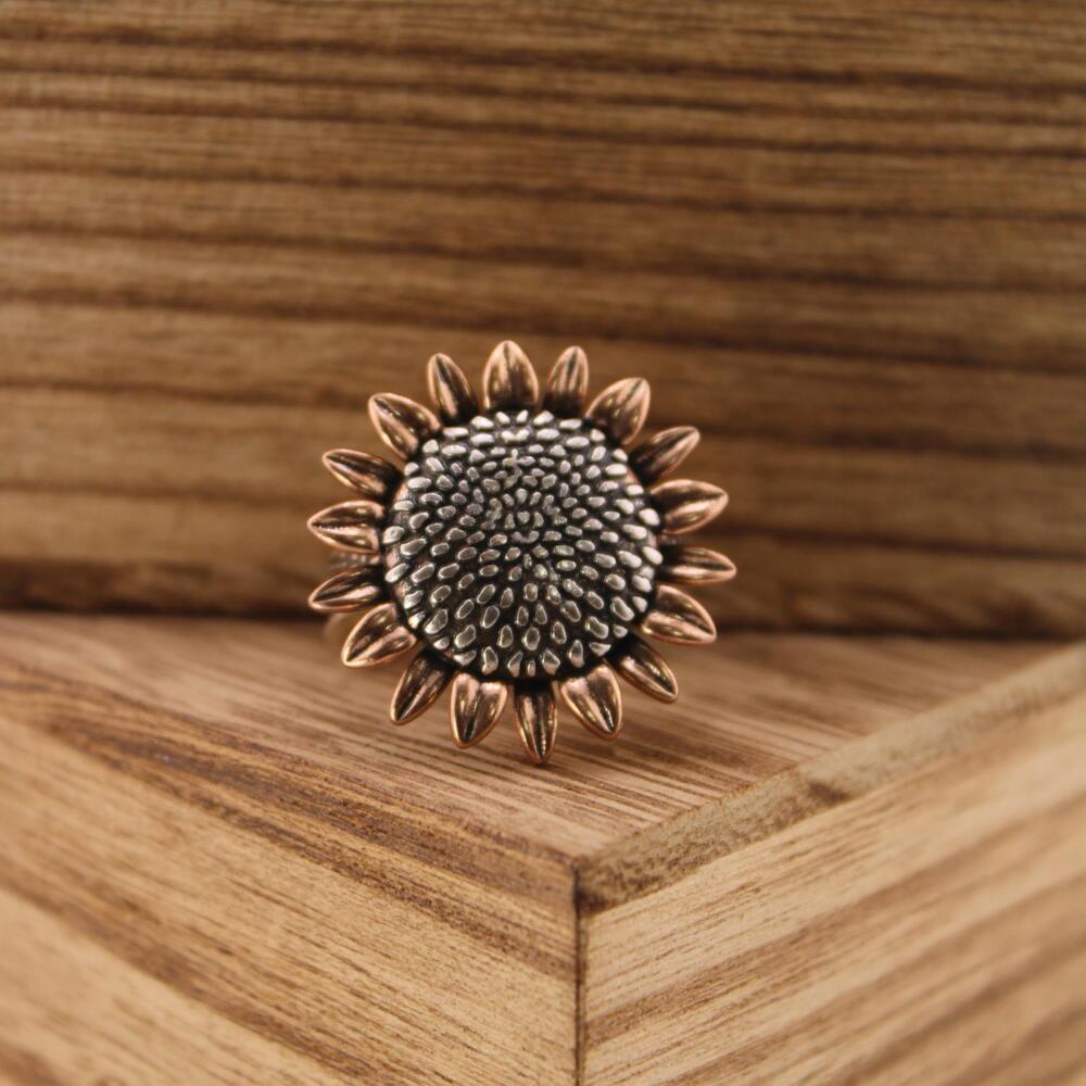 NEW KATIA DESIGNS women's have faith sunflower ring in gold